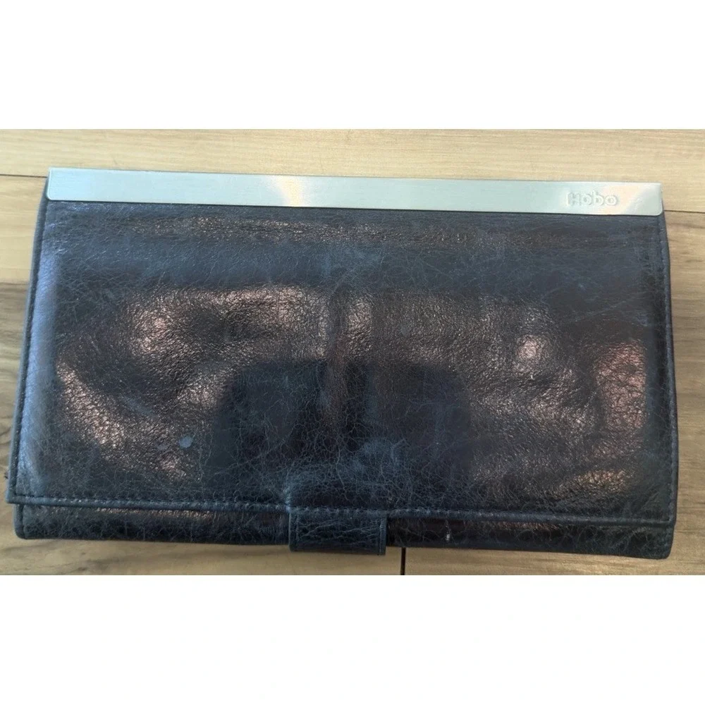 Hobo International Black Leather Clutch Wallet Organizer Silver Frame Large‎